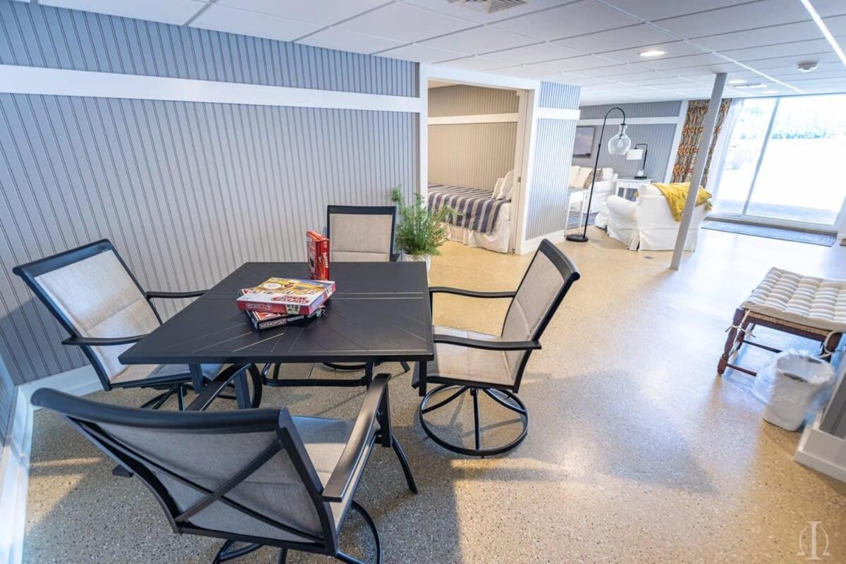 Picturesque Lakefront Retreat At Spofford Lake, Sleeps 10 Chesterfield Eksteriør bilde