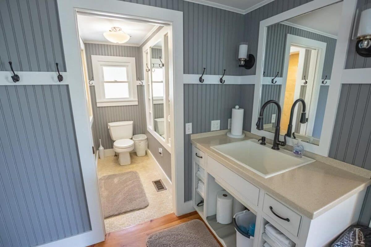 Picturesque Lakefront Retreat At Spofford Lake, Sleeps 10 Chesterfield Eksteriør bilde