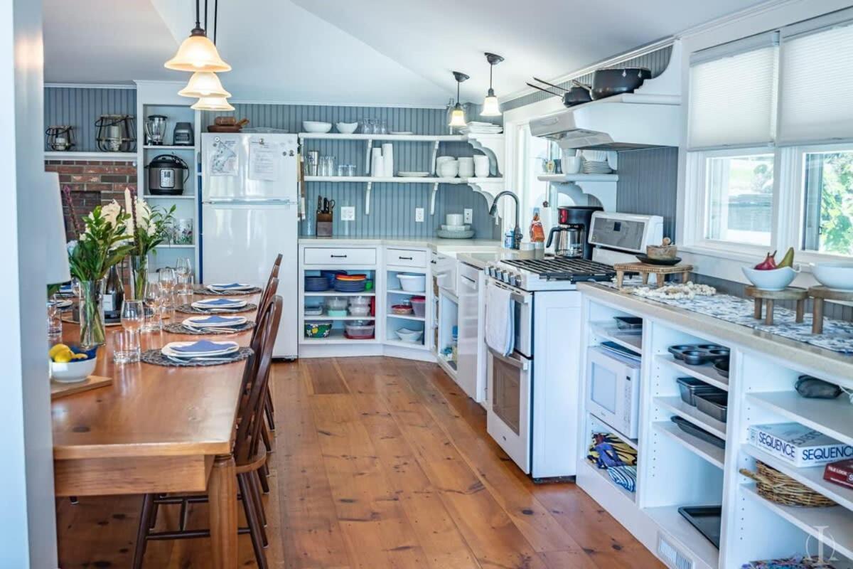 Picturesque Lakefront Retreat At Spofford Lake, Sleeps 10 Chesterfield Eksteriør bilde